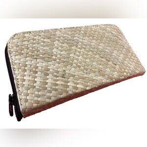 Elegant Tan Woven Clutch